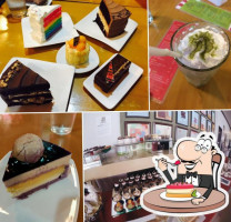 Yuyu Cafe And Dessert Shop food