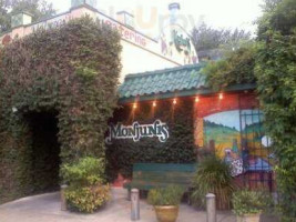 Monjunis Italian Cafe Grocery outside