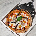 Vulcanica Pizza Contemporanea food