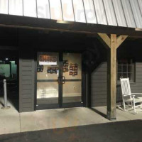 Smoke Bbq Restaurant And Bar inside