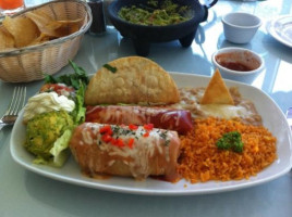 Bachas Restaurant food