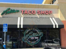 Lolitas Taco Shop inside