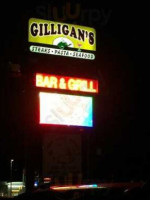 Gilligan's And Grill Houcks Road inside