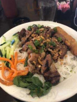 Vii Pho Asian Bistro food