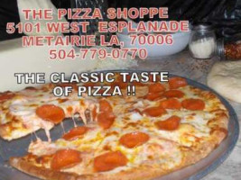 The Pizza Shoppe food