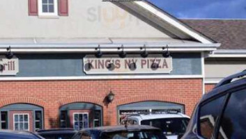 King's New York Pizza outside