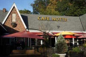 Cafe Notte outside