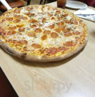 Cristaldo's Pizza food