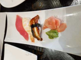 Sushi Naper food