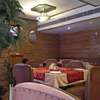 Haveli - Hotel Samrat International food