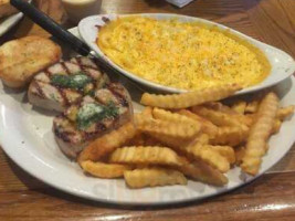 Maloney's Sports And Grill food