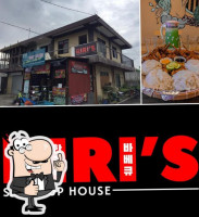 Riri's Cafe And Restobar food