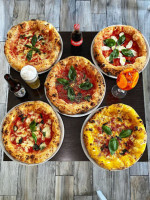 Gradi Pizza Napoletana Craft Beers food