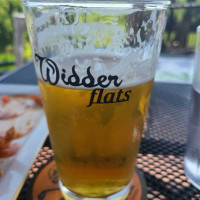 Widder Station Golf, Grill Tap House food