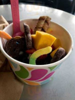 Yogurtland food