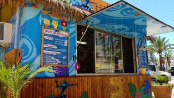 Hokulia Shave Ice outside