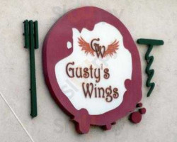 Gusty's House Of Wings food