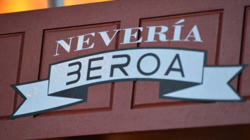 Beroa Restaurant Bar outside