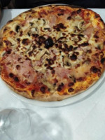 Pizzeria Belvedere food