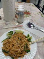 Lyeh Thai food