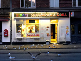 Elvan Shawarma food