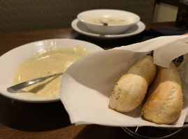 Olive Garden, The food