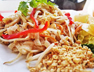 Baitong Thai Cuisine food