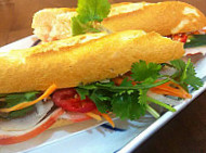 New Saigon Cafe food