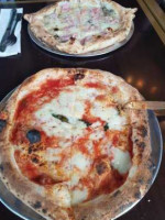 Pummarola Midtown Pizza Napoletana food