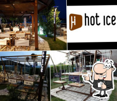 Hot Ice Pizza&grill inside