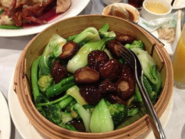 Iron Chef Chinese Seafood Restaurant food