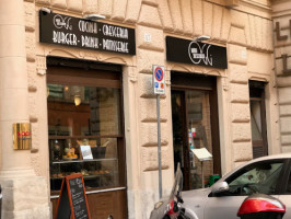 Oggi Gourmet Cafe Roma outside
