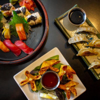 Hiro Japanese Steakhouse And Sushi food