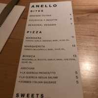Anello Pizzeria food
