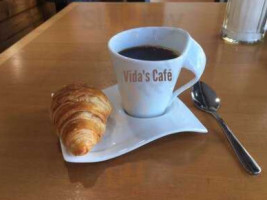 Vida's Cafe food