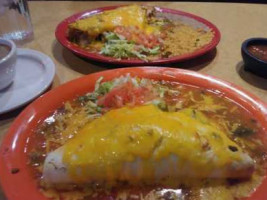 Los Dos Potrillos Mexican food