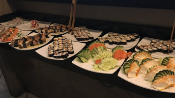 Quindai Sushi Lounge food