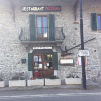 Restaurant La Fontaine food