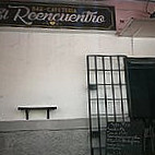 El Reencuentro outside