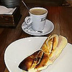 Cafe Te Larios food