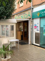 Cafetería Avenida Fuenmayor inside