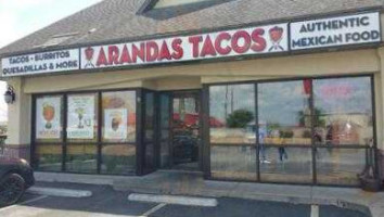 Arandas Tacos food