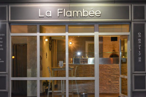 La Flambee inside