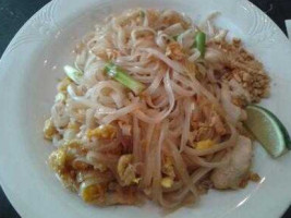 Thip Thai Cuisine food