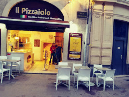 Il Pizzaiolo Barralerie inside