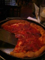 Renaldi's Pizza food