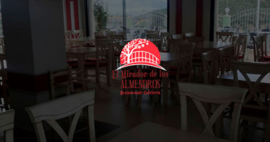 Mirador Los Almendros inside