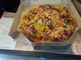 Pizza Hut food