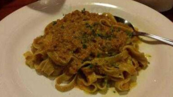 Pistone's Italian Inn food