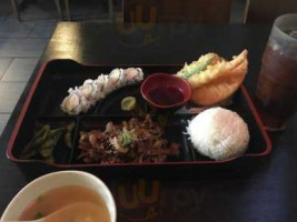 Kino Sushi food